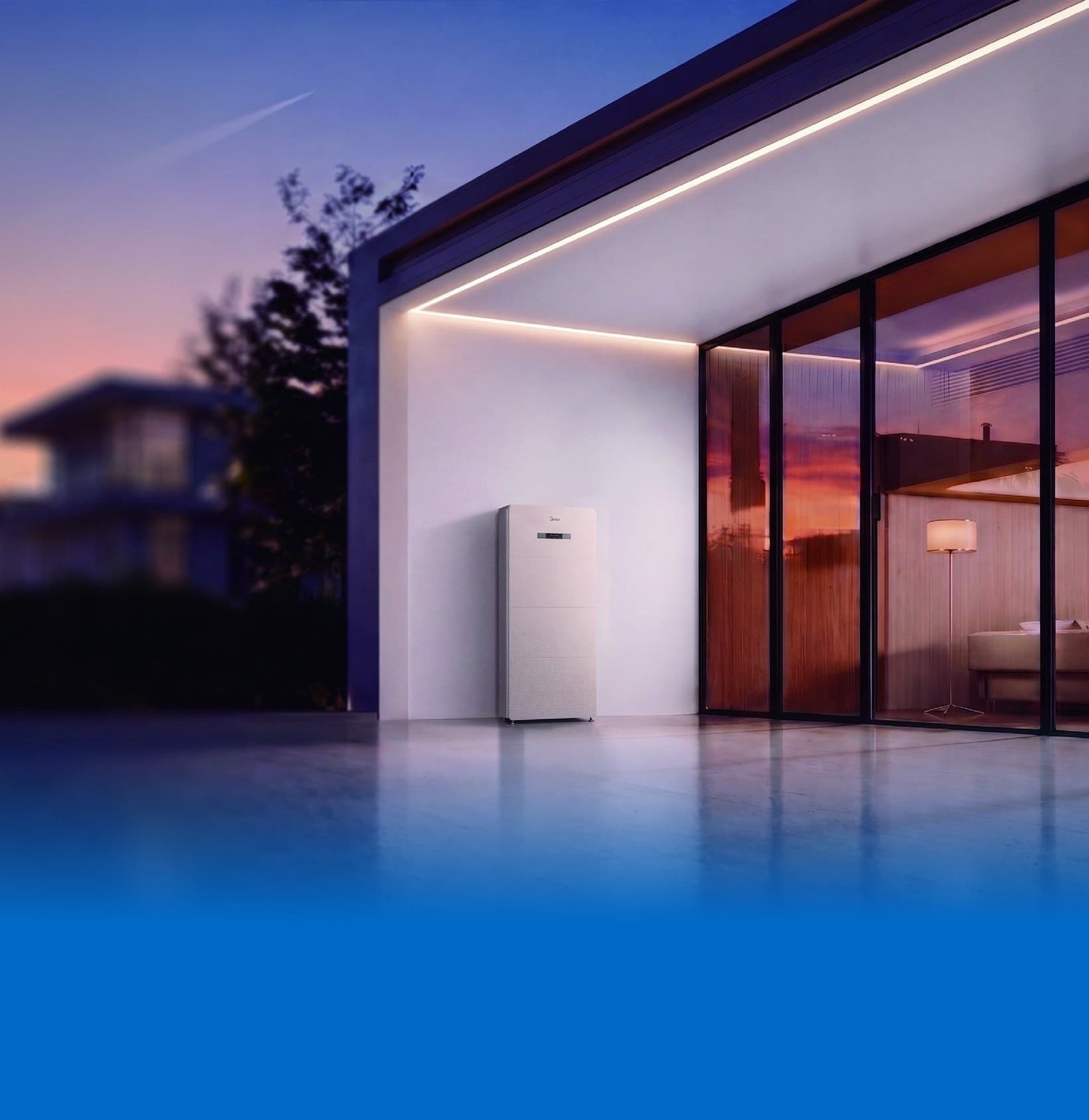 HICONICS-thuisbatterij aan de muur van een woning